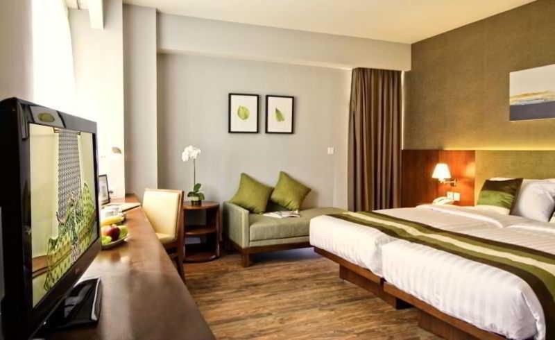 El Hotel Jakarta Szoba fotó