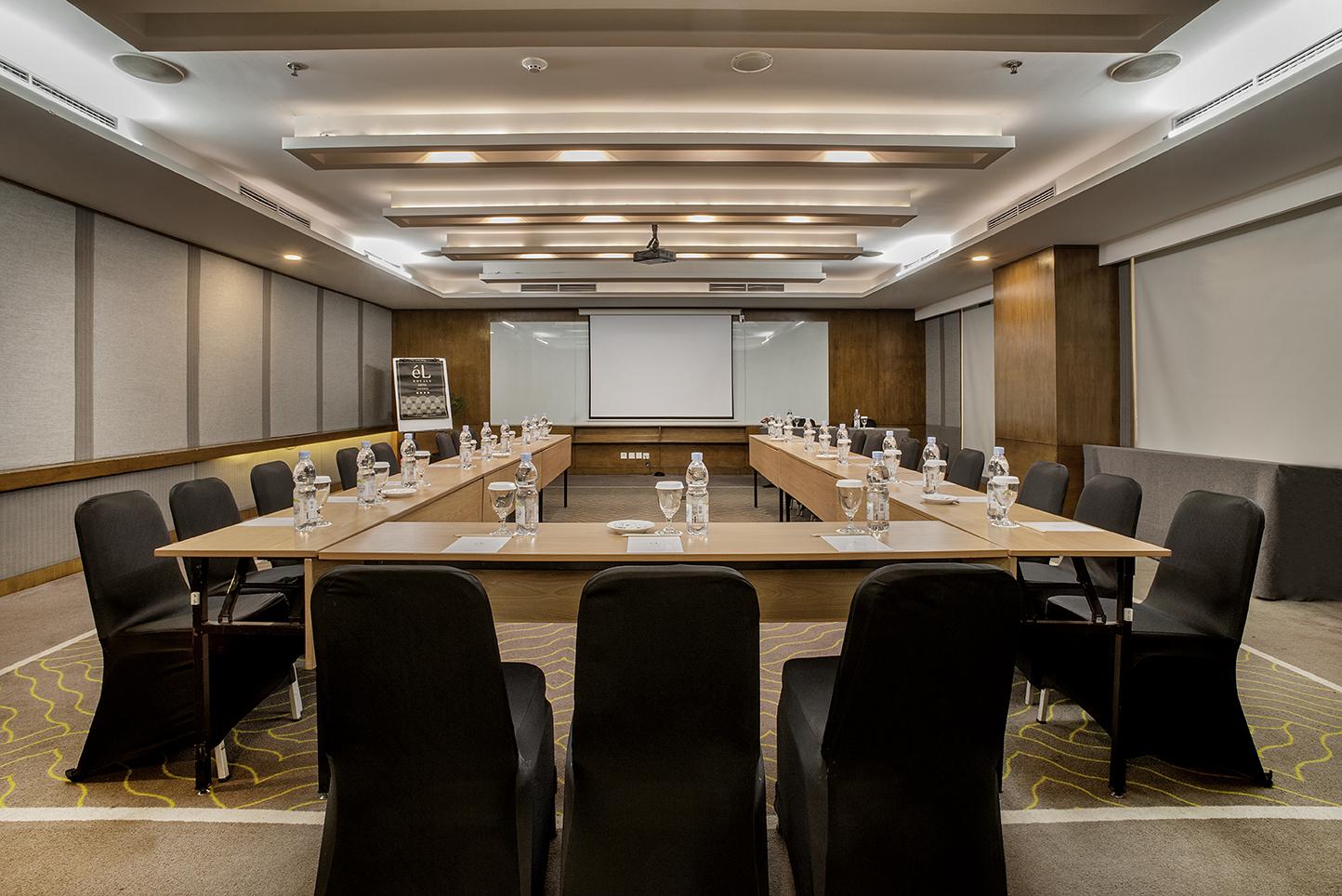 El Hotel Jakarta Kültér fotó