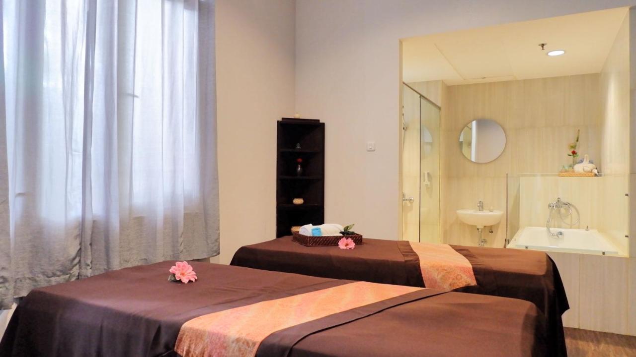 El Hotel Jakarta Kültér fotó